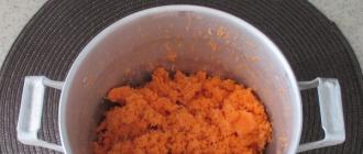 Рецепт постных кексов в формочках с морковью